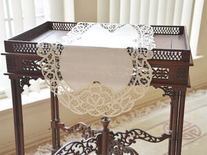 Table Runner. Battenburg Lace. Oval. Mother of Pearl Color
