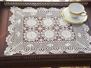 Sunflowers Crochet Placemats. White